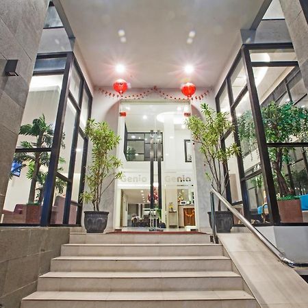 Genio Hotel Manado Exterior photo