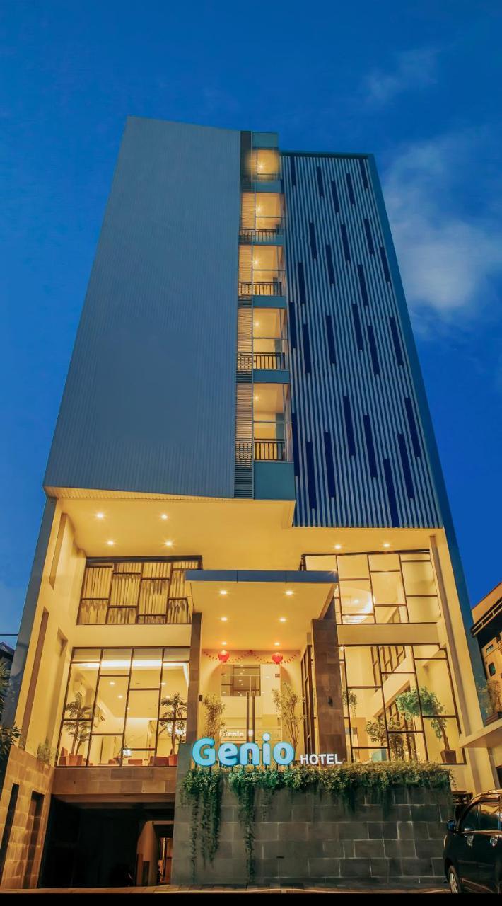 Genio Hotel Manado Exterior photo